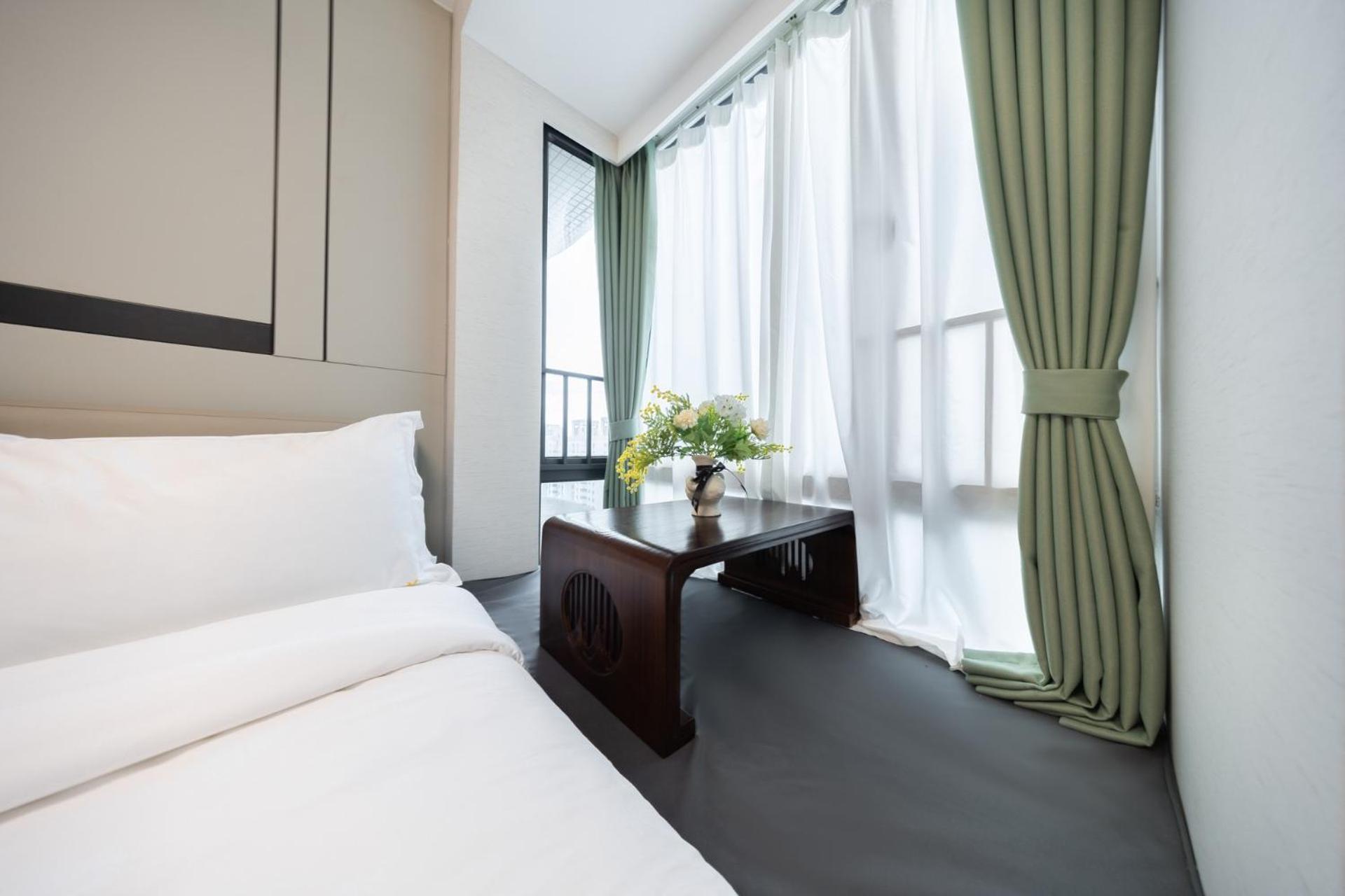 Yun Jin City View Hotel - Guangzhou Taikoo Hui Zhujiang New Town Tianhe Sports Center Δωμάτιο φωτογραφία
